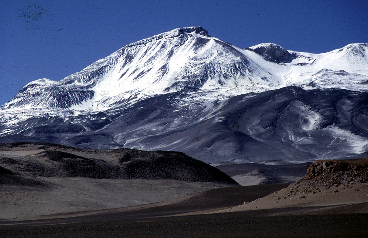 Ojos del Salado 6.893m